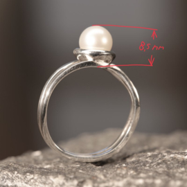 Zilveren ring parel 0659