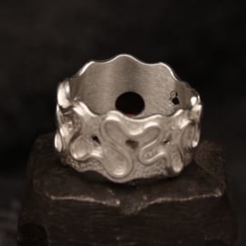 Zilveren ring. 01523