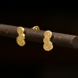 Gouden oorbellen     025067