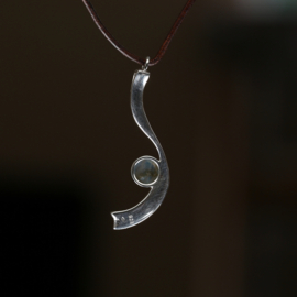 Zilveren hanger    01568