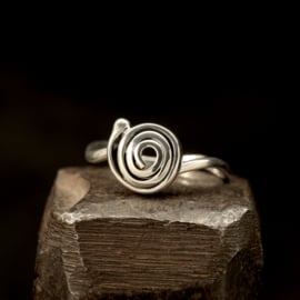 Zilveren ring 01557