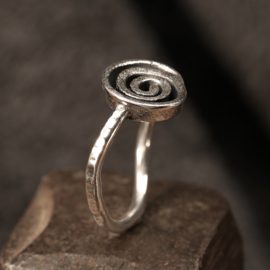 Zilveren ring 01575