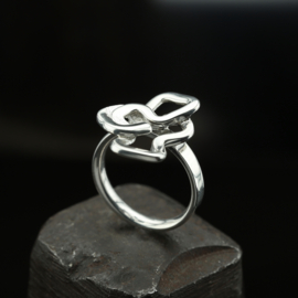 Zilveren ring 01571