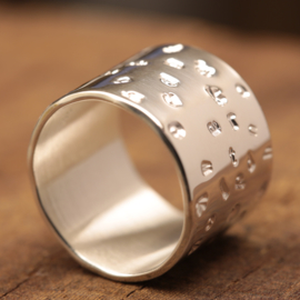 Zilveren letter ring  0113a
