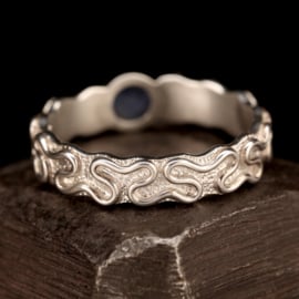 Zilveren ring met Lapislazuli 01703