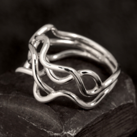 Zilveren ring    01725