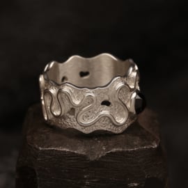 Zilveren ring. 01523