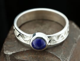 Zilveren ring met lapislazuli 01707