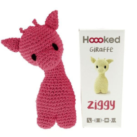 Giraffe ZIGGY - Punch - Amigurumi (complete set inclusief haaknaald)