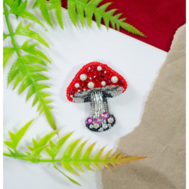 AD241 - KRALEN BORDUURPAKKET Broche -Forbidden Beauty - ABRIS ART
