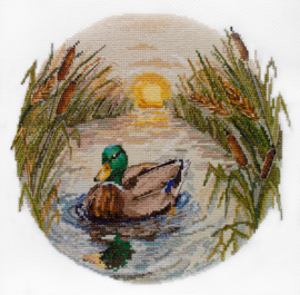 AH-259 Borduurpakket ABRIS ART - Evening Swim - Avondzwemmen