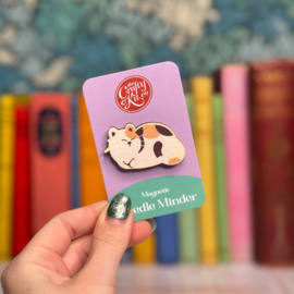 Cat Needle Minder - Calico - The Crafty Kit Company