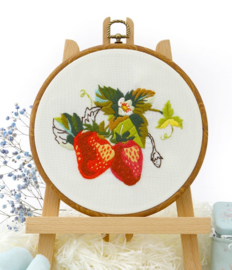 Strawberry - Embroidery (Aardbei)