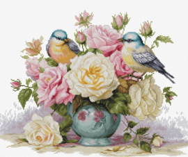 B7038  Borduurpakket Luca-S - Vase with Roses and Birds - Vaas met rozen en vogels