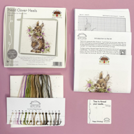 Borduurpakket Hannah Dale - Head Clover Heels - Bothy Threads (XHD139)