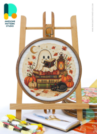 Borduurpakket Awesome Pattern Studio - Ghost Reading Book - Lezend Spookje