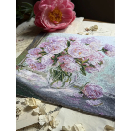 ANP-80 - Peonies on the window - Pioenrozen in het Raam - Andriana