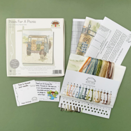 Borduurpakket Hannah Dale - Paws For A Picnic - Bothy Threads (XHD126)