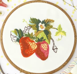 Strawberry - Embroidery (Aardbei)