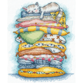 SANV-55 - The cat is resting - De Kat rust - Andriana