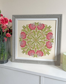 Borduurpakket Beth Buffington - Celtic Poppies - Bothy Threads