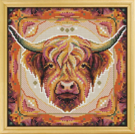 Borduurpakket Mandala Scottish Highland Cow - 3404-1 - Awesome Pattern Studio
