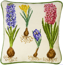 BORDUURPAKKET HANNAH DALE -  HYACINTH AND CROCUS  - BOTHY THREADS