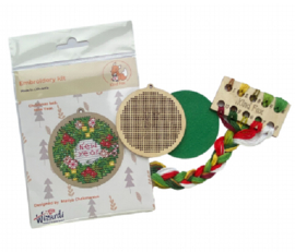 Borduurpakket op hout - Kerstboomhanger  New Year - Nieuwjaar - Kind Fox