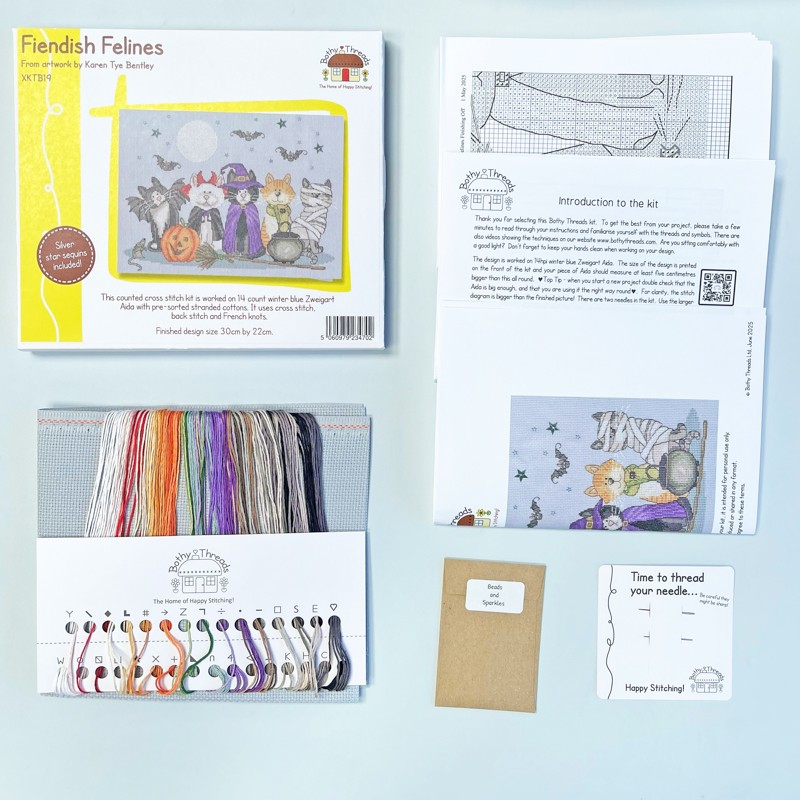Borduurpakket Karen Tye Bentley - Fiendish Felines - Bothy Threads