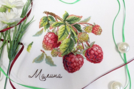 NV-816 A GIFT OF NATURE - RASPBERRIES (Geschenk van de natuur - Framboos)