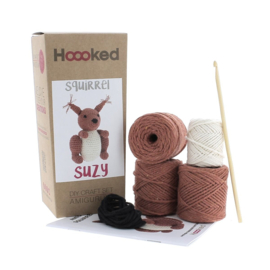 Suzy Squirrel - Eco Barbante - Amigurumi (complete set inclusief haaknaald)