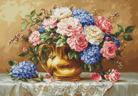 B723 Borduurpakket Luca-S - Golden Bloom - Gouden Bloem