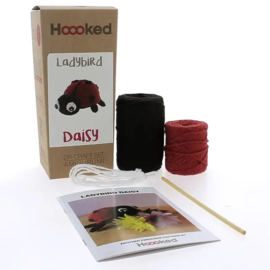 Ladybird DAISY - Eco Barbante - Amigurumi (complete set inclusief haaknaald)