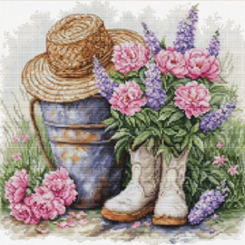 B7036  Borduurpakket Luca-S - Garden Decor - Tuintafereel