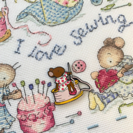 Borduurpakket Kate Garrett - I Love Sewing - Bothy Threads