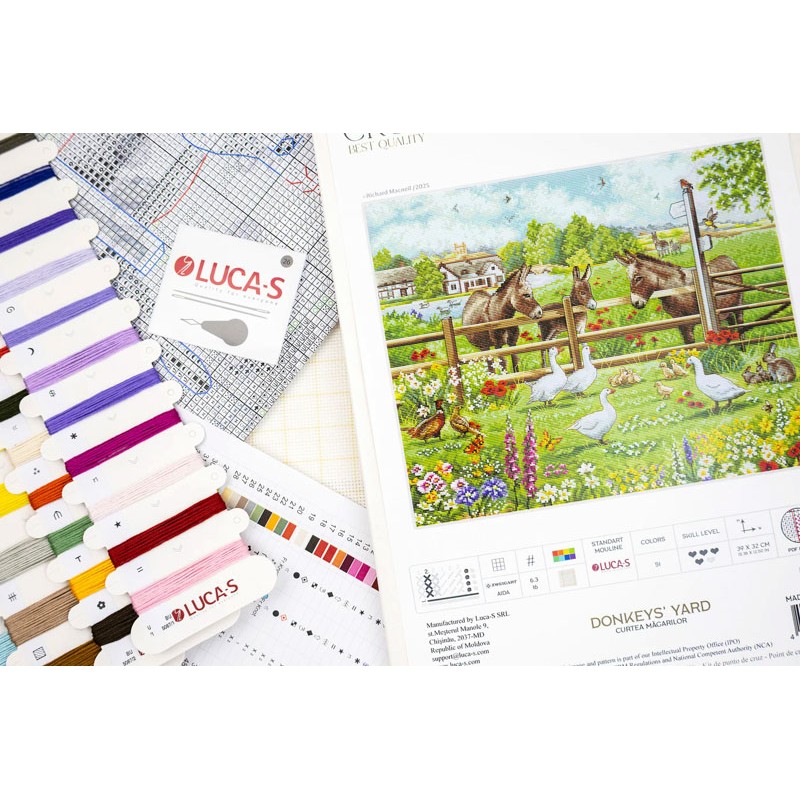 BU5087 Borduurpakket Luca-S - Donkeys' Yard - De tuin van de Ezeltjes