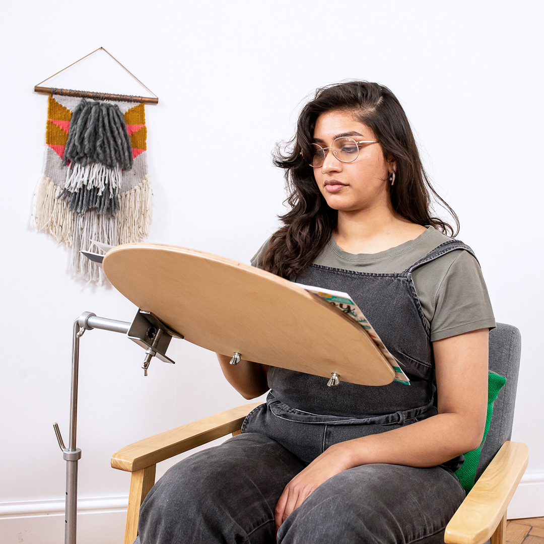 Kantkloskussenhouder/leesplank voor de Lowery Stand