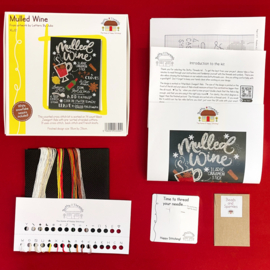 Borduurpakket - Letters by Julia - Mulled Wine - Bothy Threads