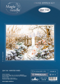 350-742 - Winter Yard - Magic Needle