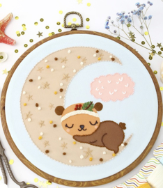 Baby Sleeping Bear - Embroidery (Slapende Beer)