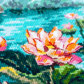 070-001 - Blooming Lotuses - Magic Needle