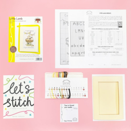 Borduurpakket Cockadoodle Cards - Little Lamb - Bothy Threads