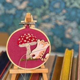 Cat Needle Minder - Stripey - The Crafty Kit Company