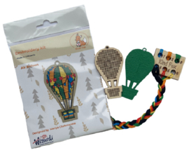 Borduurpakket op hout - Hanger Airballoon - Luchtballon - Kind Fox