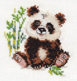 ANIMAL PORTRAITS. PANDA 