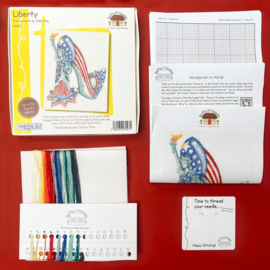Borduurpakket Sally King - Liberty - Bothy Threads