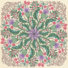 Borduurpakket Beth Buffington - Swirling Thistles - Bothy Threads