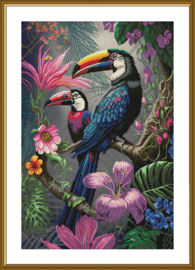 CP3369 Borduurpakket Nova Sloboda - Tropical beauties - Tropische schoonheden (bedrukte achtergrond)