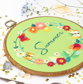 Summer Wreath - Embroidery (Zomerkrans)