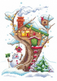 HOUSES IN THE TREES. SNOWY SAND-23